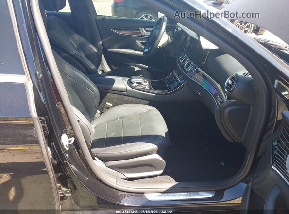 WDDZF4JBXHA277232 2017 MERCEDES-BENZ E-CLASS Black Вид салону спереду
