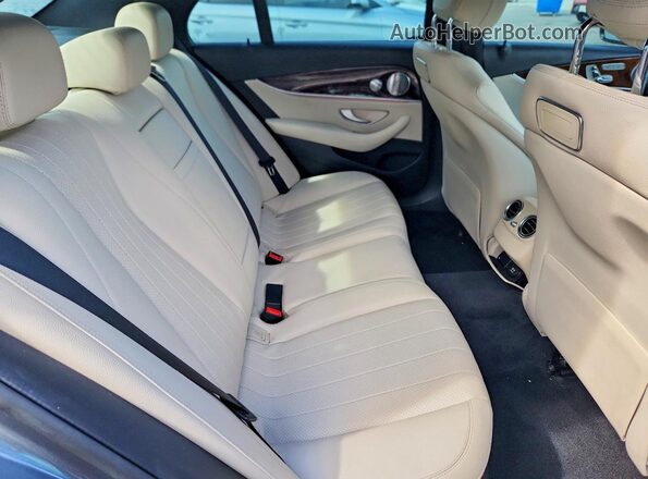 WDDZF4JBXJA473581 2018 MERCEDES-BENZ E Gray Widok tylnych siedzeń