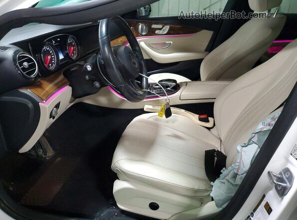 WDDZF4KB0HA062747 2017 MERCEDES-BENZ E White Vista interior delantera