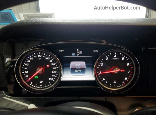 WDDZF4KB0JA371706 2018 MERCEDES-BENZ E Black Vista del cuadro de instrumentos