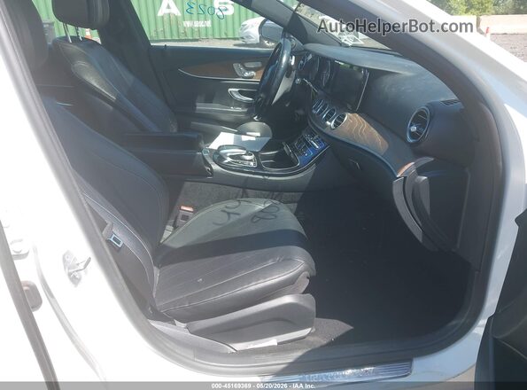 WDDZF4KB2HA188009 2017 MERCEDES-BENZ E-CLASS White Widok wnętrza z przodu