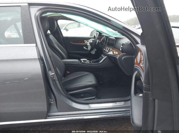 WDDZF4KB7HA137461 2017 MERCEDES-BENZ E-CLASS Gray Սալոնի դիմացի տեսք