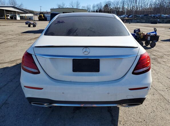 WDDZF4KBXKA551678 2019 MERCEDES-BENZ E White Widok z tyłu