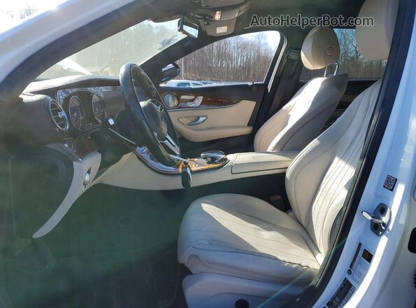 WDDZF4KBXKA551678 2019 MERCEDES-BENZ E White Widok wnętrza z przodu