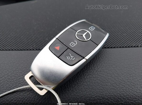 WDDZF8DB1LA705250 2020 MERCEDES-BENZ E-CLASS Black Dashboard view
