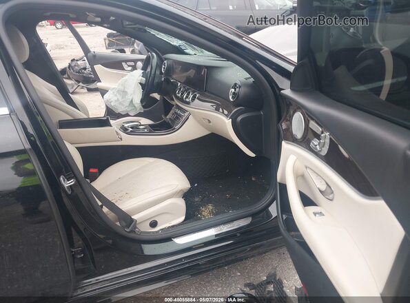 WDDZF8DB1LA718547 2020 MERCEDES-BENZ E-CLASS Black Вид салону спереду