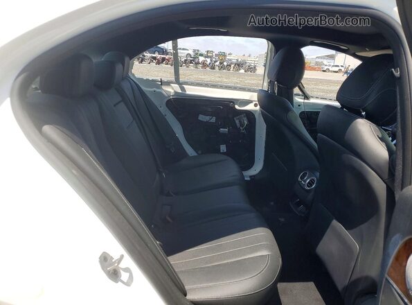 WDDZF8DB2LA716175 2020 MERCEDES-BENZ E White Vista de los asientos traseros