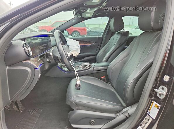 WDDZF8DB3LA717190 2020 MERCEDES-BENZ E Black Вид салону спереду