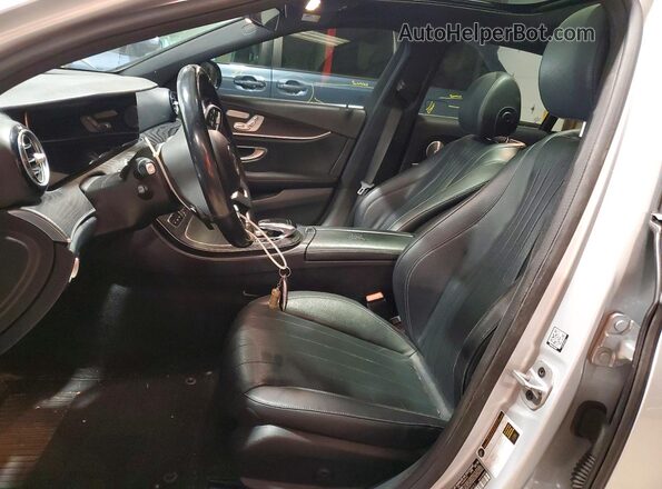 WDDZF8EB5LA703063 2020 MERCEDES-BENZ E Silver Vista interior delantera