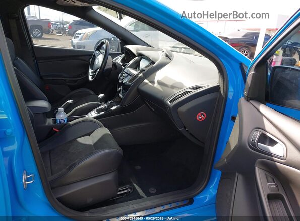 WF0DP3TH4H4120241 2017 FORD FOCUS RS Blue Front interior view