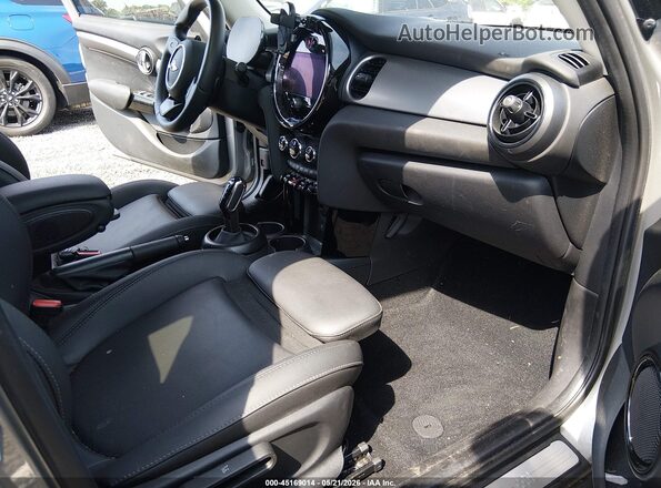 WMW53DK02R2V54074 2024 MINI HARDTOP Silver Widok wnętrza z przodu