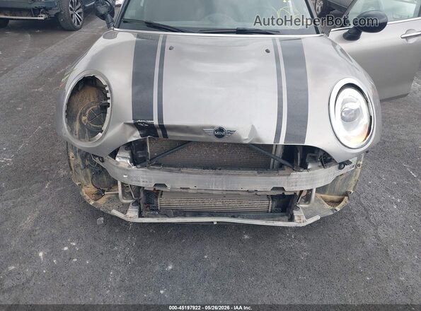 WMWLU1C5XH2F27560 2017 MINI CLUBMAN Серый Вид спереди
