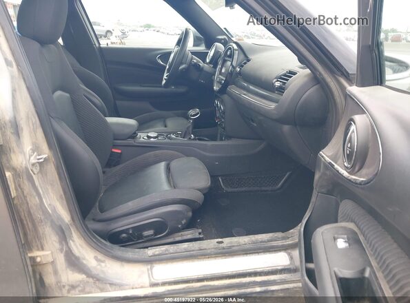 WMWLU1C5XH2F27560 2017 MINI CLUBMAN Серый Вид салона спереди