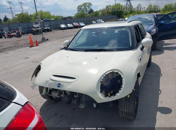 WMWLU5C57K2L07353 2019 MINI CLUBMAN White Rear interior view