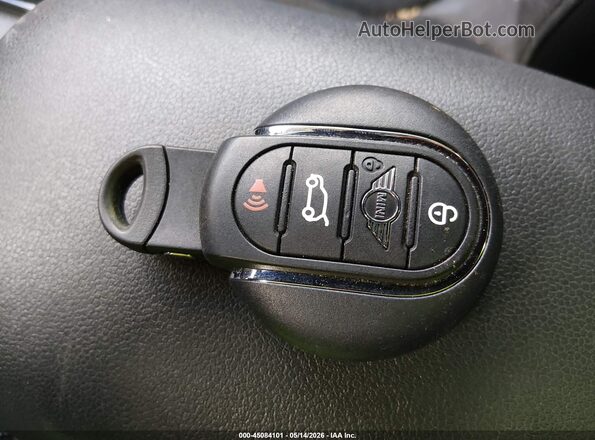 WMWXJ1C01N2P93444 2022 MINI CLUBMAN Gray Dashboard view