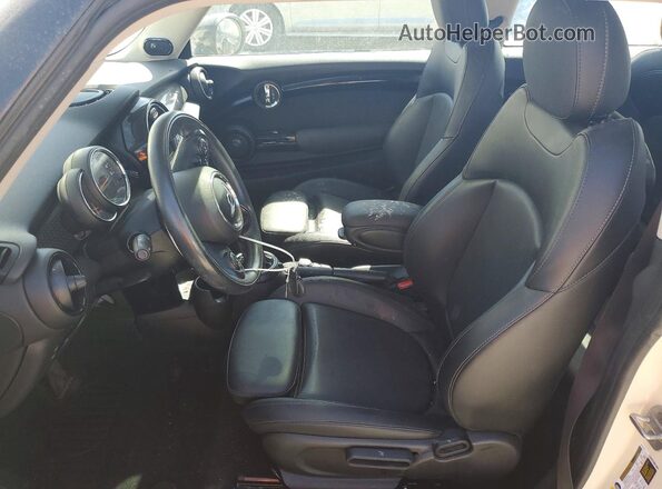 WMWXP7C5XH3B94301 2017 MINI COOPER Cream 