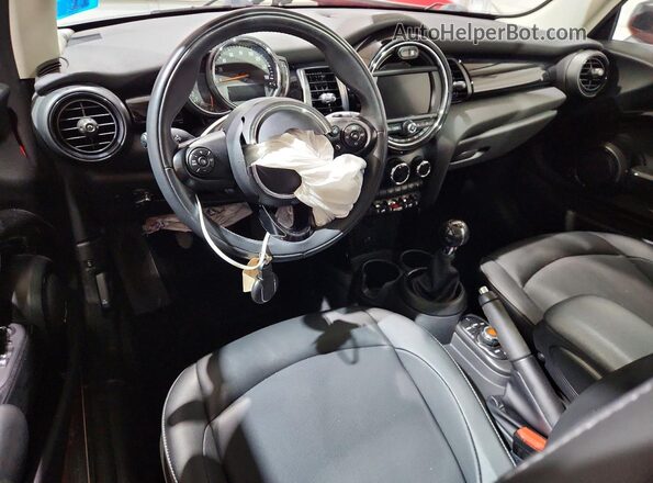 WMWXR3C0XM2N50816 2021 MINI COOPER Red წინა პანელის ხედი