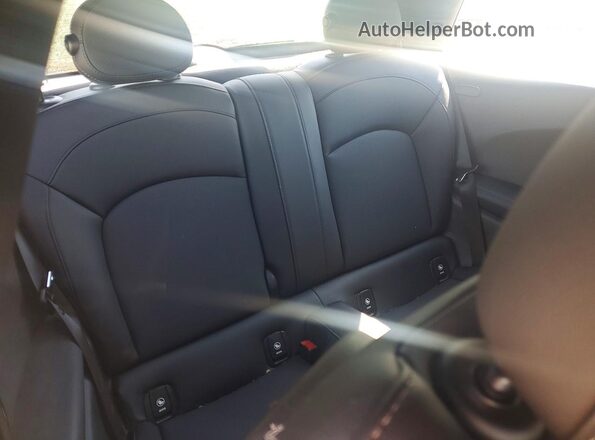 WMWXR5C07M2P28595 2021 MINI COOPER Gray Rear interior view