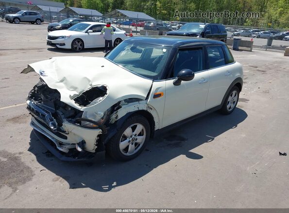 WMWXU1C52J2F80924 2018 MINI HARDTOP White Przód lewy