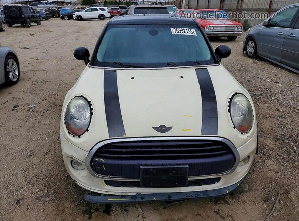 WMWXU1C55J2F79895 2018 MINI COOPER Cream Widok z przodu