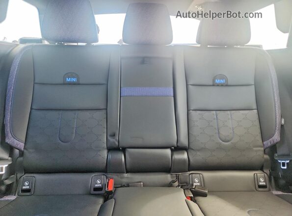 WMZ23GA00T7V31167 2026 MINI COUNTRYMAN Red Rear seats view