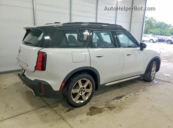 WMZ23GA09T7U75536 2026 MINI COUNTRYMAN White უკანა მარჯვენა