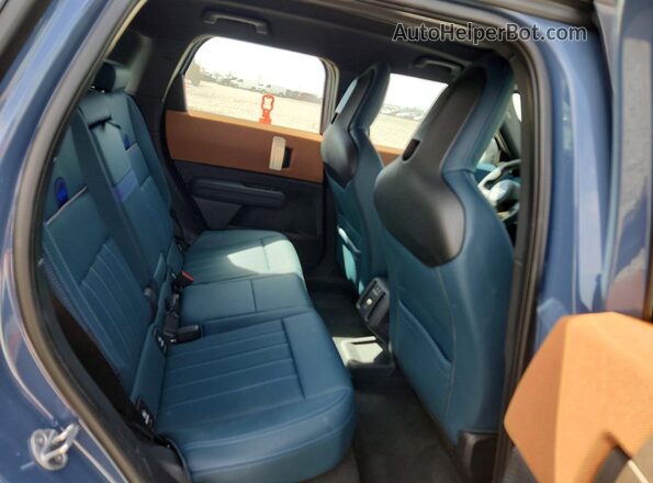 WMZ53GA06S7S17308 2025 MINI COUNTRYMAN Blue Widok wnętrza z tyłu