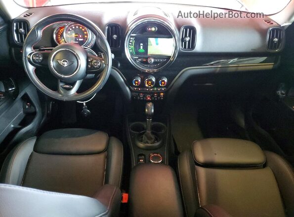 WMZYT3C55K3E94931 2019 MINI COOPER Red Vista del salpicadero