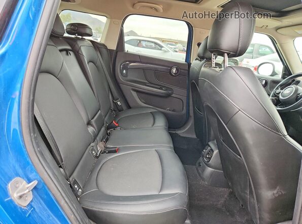 WMZYT5C32H3D81523 2017 MINI COOPER Blue უკანა სავარძლების ხედი