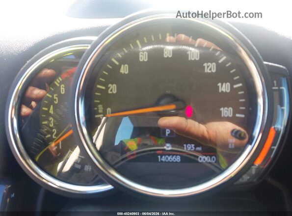 WMZYV5C39J3E03226 2018 MINI COUNTRYMAN Gray Vista de los asientos traseros