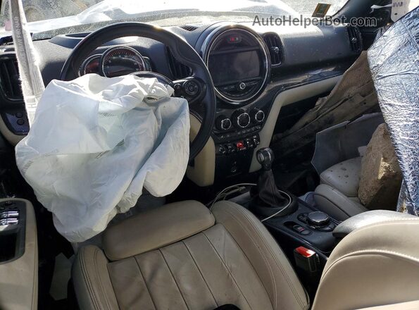 WMZYV9C57K3B92196 2019 MINI COOPER Tan Vista del salpicadero