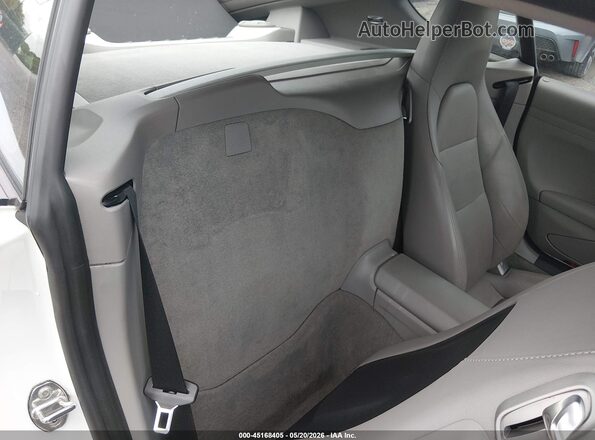 WP0AA2A83GK170076 2016 PORSCHE CAYMAN White Widok naklejki z numerem VIN