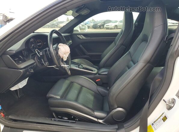 WP0AA2A94LS205131 2020 PORSCHE 911 White წინა სალონის ხედი