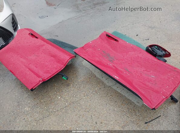 WP0AA2Y14NSA10412 2022 PORSCHE TAYCAN Red ხელსაწყოთა პანელის ხედი