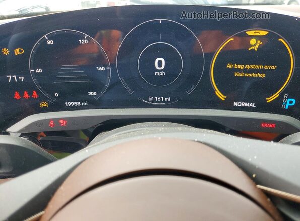 WP0AA2Y14NSA13214 2022 PORSCHE TAYCAN White Սարքավորումների վահանակի տեսք