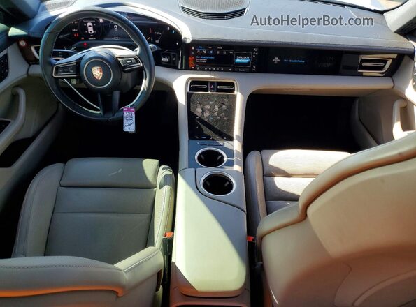 WP0AA2Y17PSA15560 2023 PORSCHE TAYCAN Серебряный Вид панели приборов