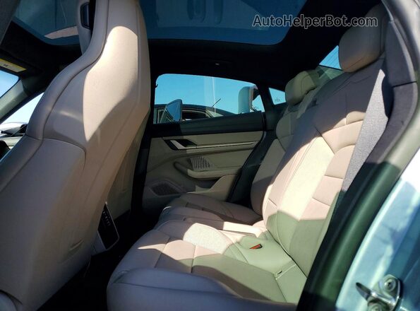 WP0AA2Y17PSA15560 2023 PORSCHE TAYCAN Серебряный Вид задних сидений