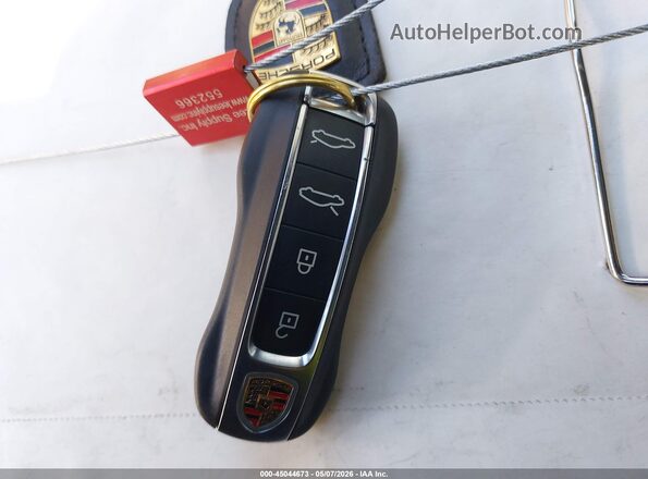 WP0AA2Y19PSA13602 2023 PORSCHE TAYCAN Серый Вид панели приборов