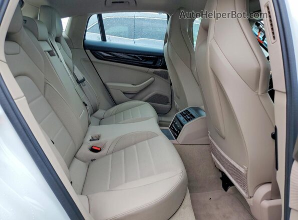 WP0AA2YA1SL000407 2025 PORSCHE PANAMERA White Rear seats view