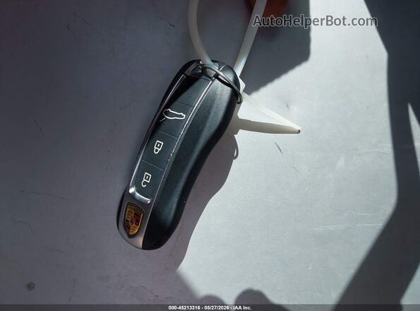 WP0AA2YA8SL001697 2025 PORSCHE PANAMERA White Vista del salpicadero