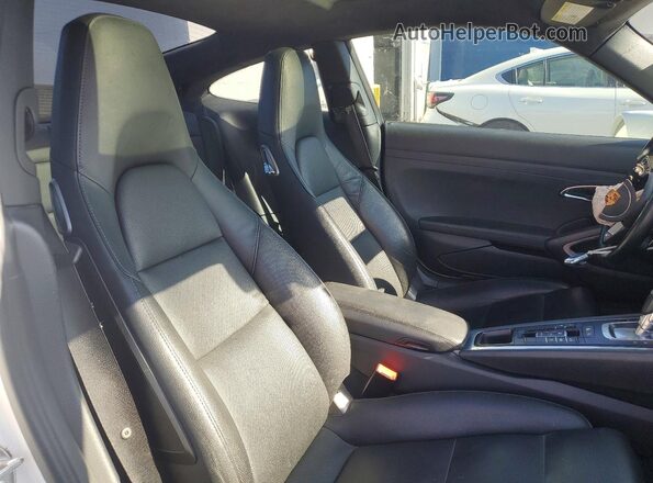 WP0AB2A95HS123655 2017 PORSCHE 911 Белый Вид задних сидений