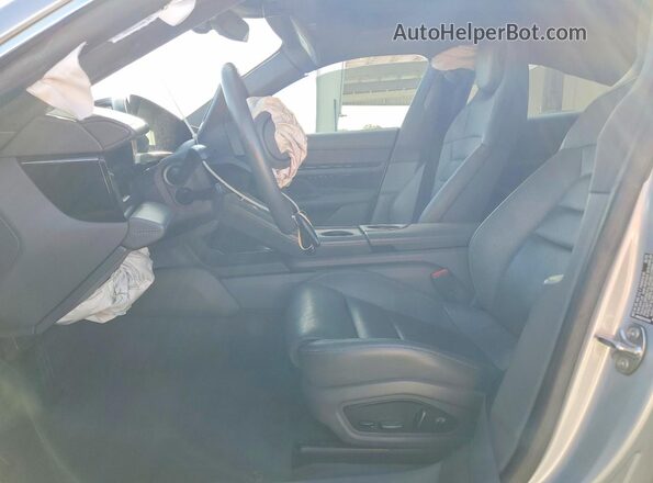 WP0AB2Y11LSA51073 2020 PORSCHE TAYCAN Silver წინა სალონის ხედი