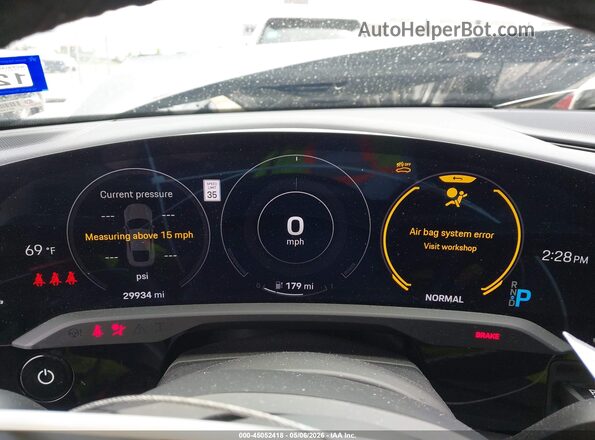 WP0AB2Y15MSA41650 2021 PORSCHE TAYCAN Серый Вид задних сидений