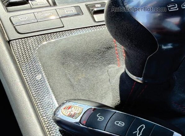 WP0AC2A96JS176061 2018 PORSCHE 911  Вид панелі приладів