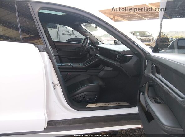 WP0AC2Y17LSA72121 2020 PORSCHE TAYCAN White წინა სალონის ხედი