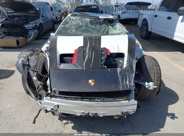 WP0AF2A96SS278033 2025 PORSCHE 911 Белый Вид задней части салона