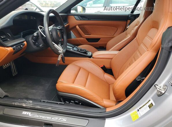 WP0CB2A99SS247332 2025 PORSCHE 911 Silver წინა სალონის ხედი