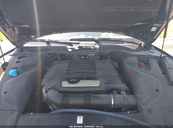 WP1AA2A20HKA81576 2017 PORSCHE CAYENNE Black Вид ззаду
