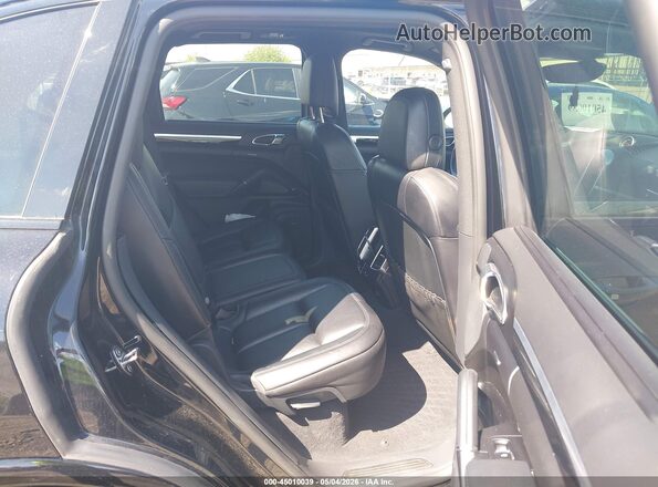 WP1AA2A20HKA81576 2017 PORSCHE CAYENNE Black Вид наклейки з VIN-кодом