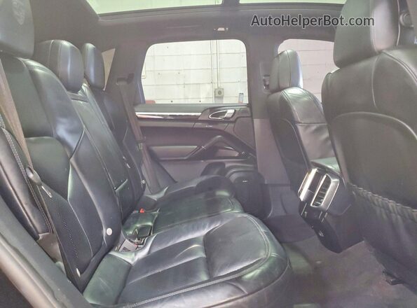 WP1AA2A21HKA80193 2017 PORSCHE CAYENNE Black 